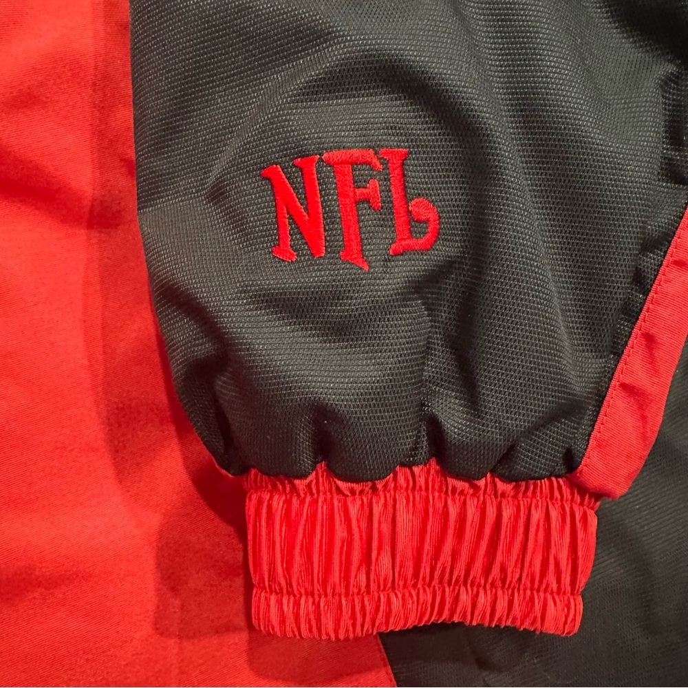 Tampa Bay Buccaneers NFL Red Black Insulated Jacket XL Hooded Zip Pockets - Picture 4 of 15